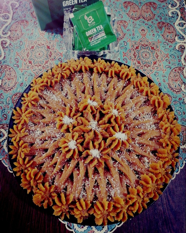 عکس حلوای سه آرد 