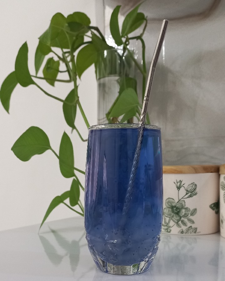 شربت گل پنیرک با پالپ آلوئه ورا