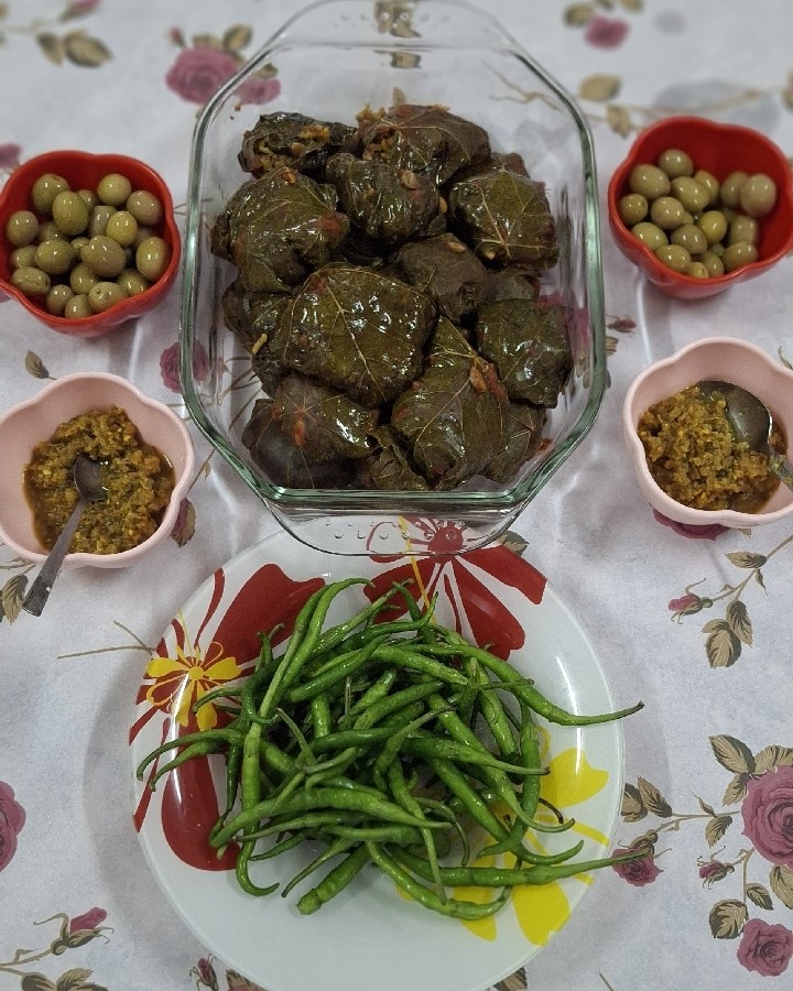 عکس دلمه برگ انگور