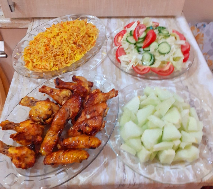 عکس رشته پلو بامرغ،بال کتف