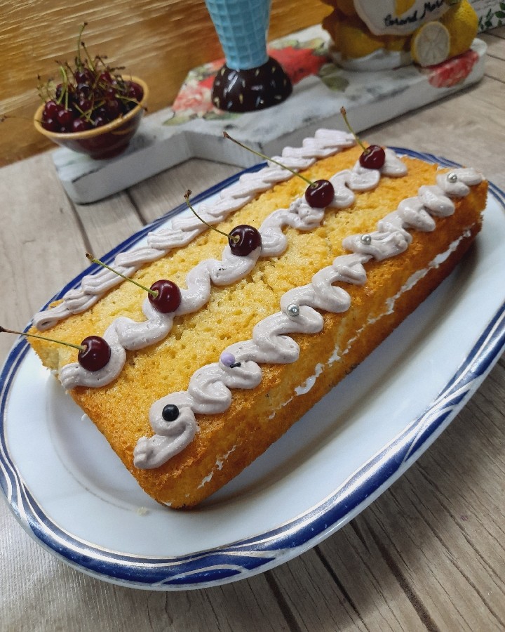 عکس کیک وانیلی ساده