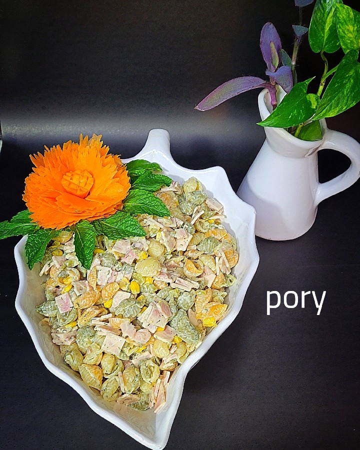 عکس سالاد ماکارونی با ژامبون