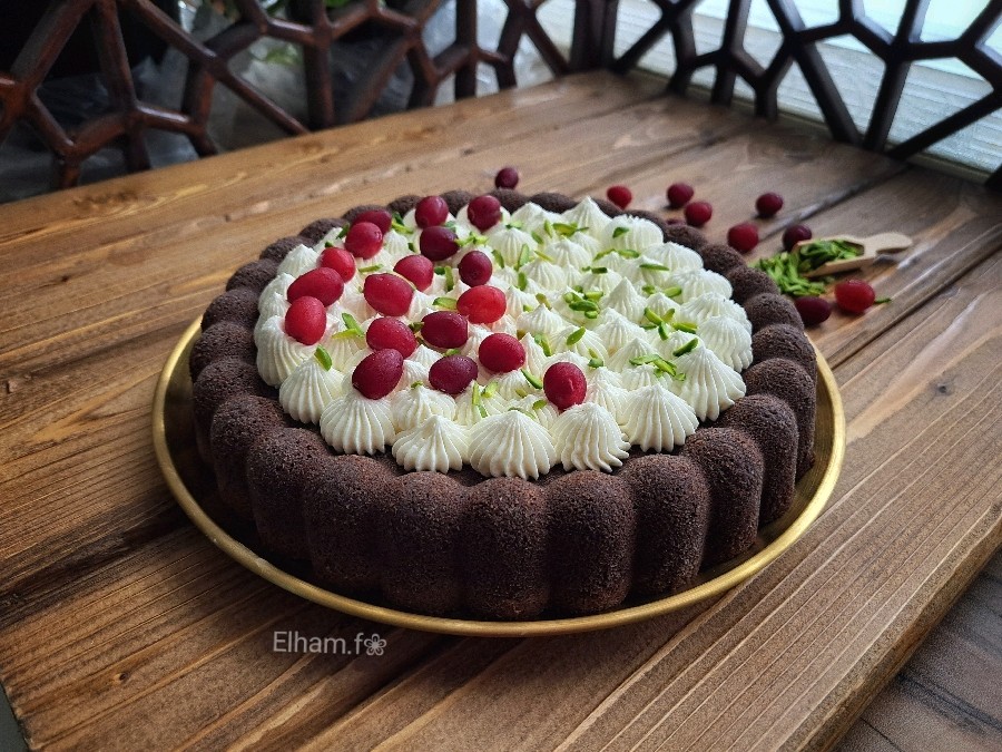 عکس کیک شکلاتی با کرم پنیری