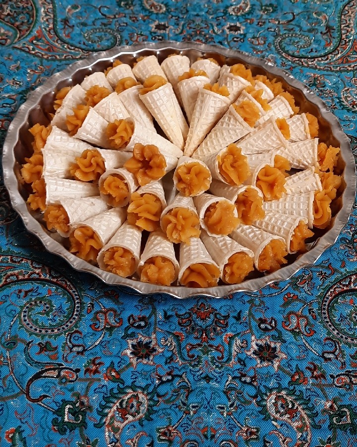 عکس حلوا زعفرانی 