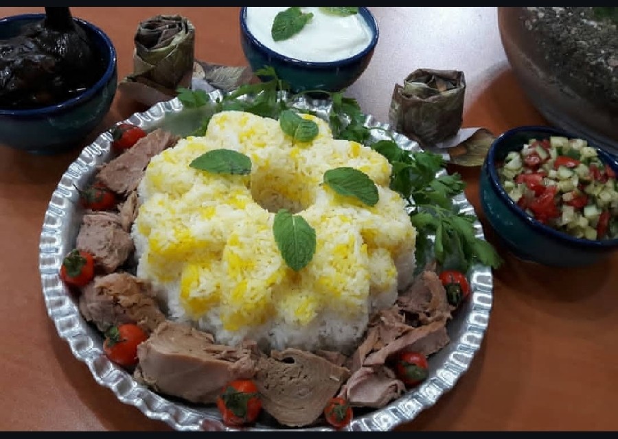 عکس برنج و تن ماهی