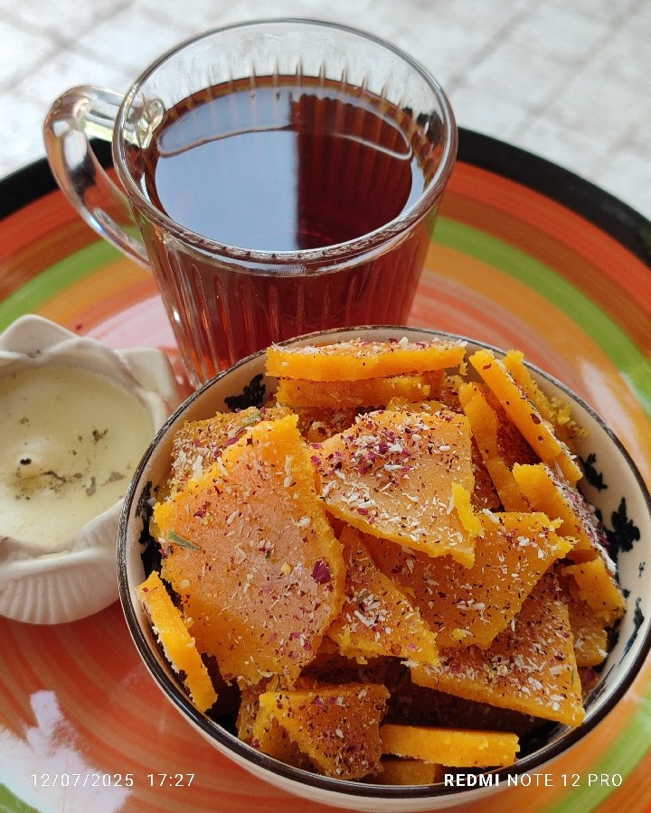 عکس نبات شیر