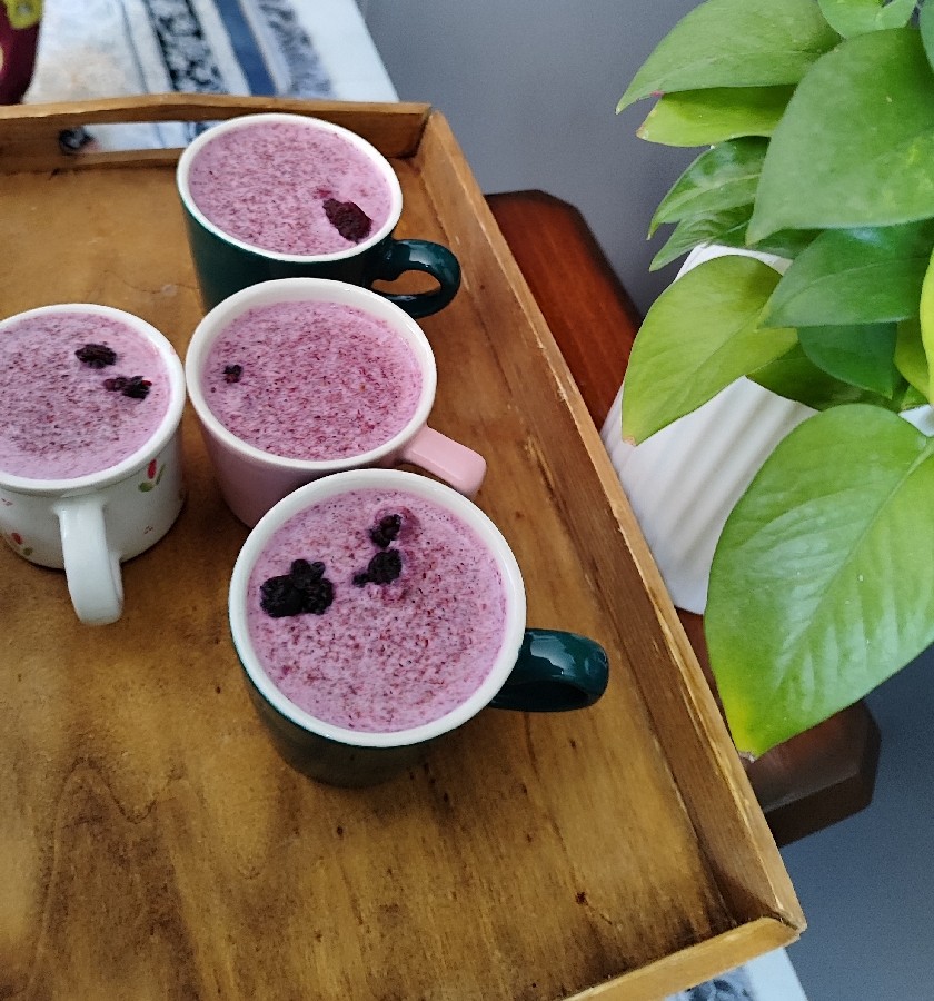 عکس اسموتی تمشک?