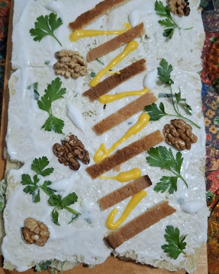 عکس ‏امیدوارم اونجا که تو عمق تاریکی نشستی، نور بتابه بهت عزیزکم✨