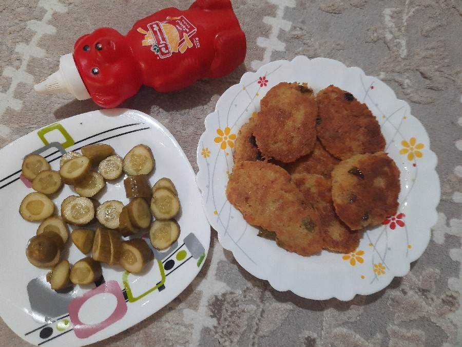 عکس کتلت سوسیس