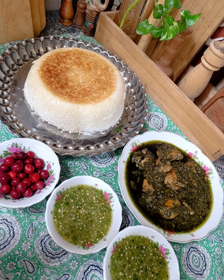 عکس خورشت اسفناج