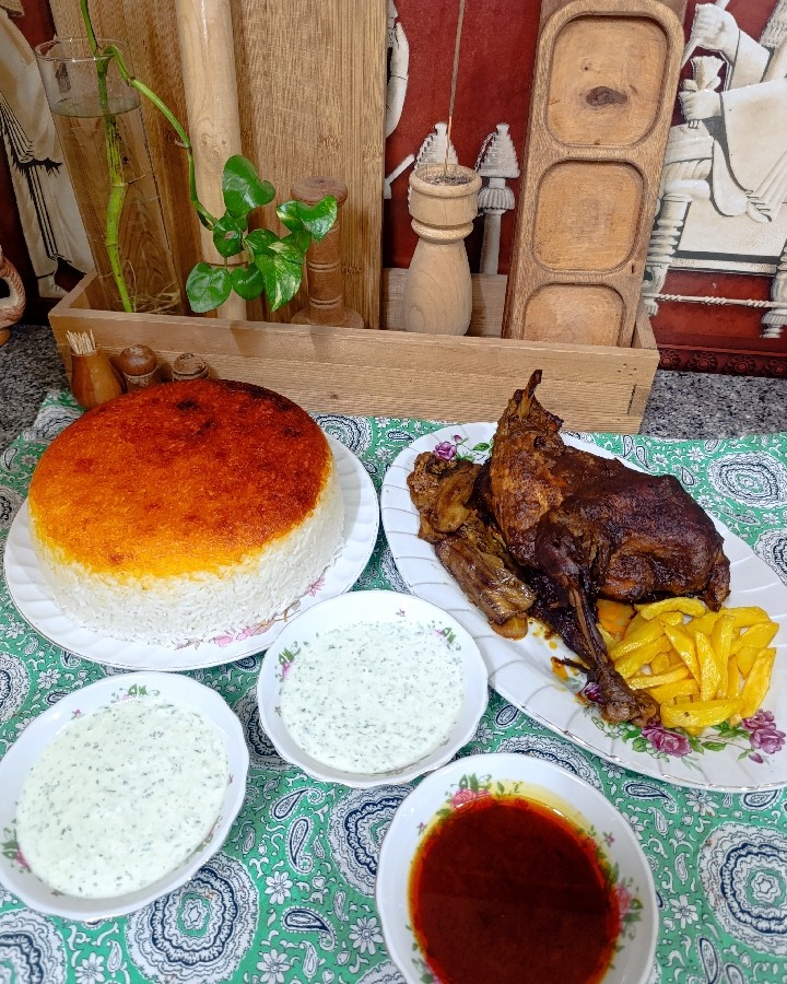 عکس مرغ محلی 