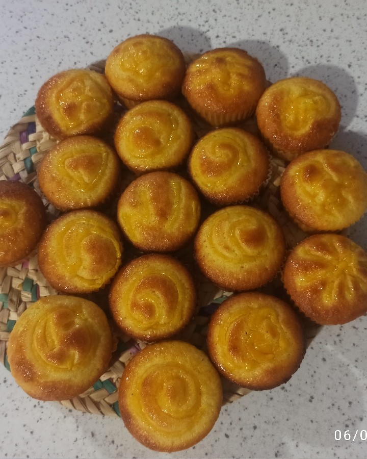 عکس کاپ کیک با کرم فیل