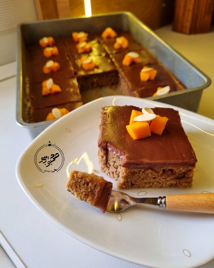 عکس کیک خرما رژیمی 