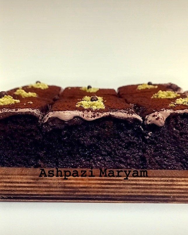 عکس کیک سه شیر تریلیچه شکلاتی 