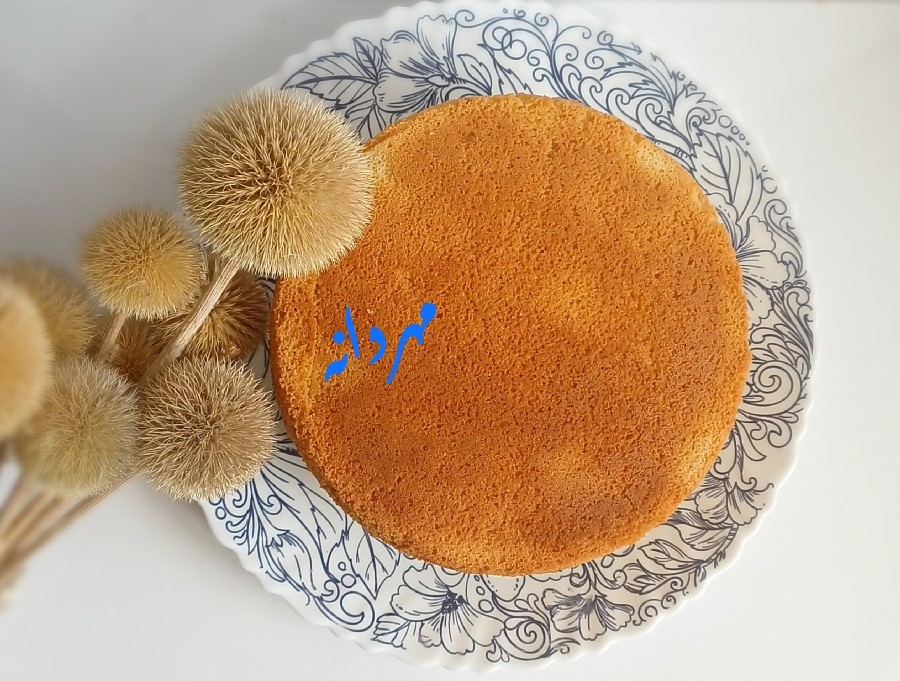عکس کیک اسفنجی ۳ تخم مرغی
