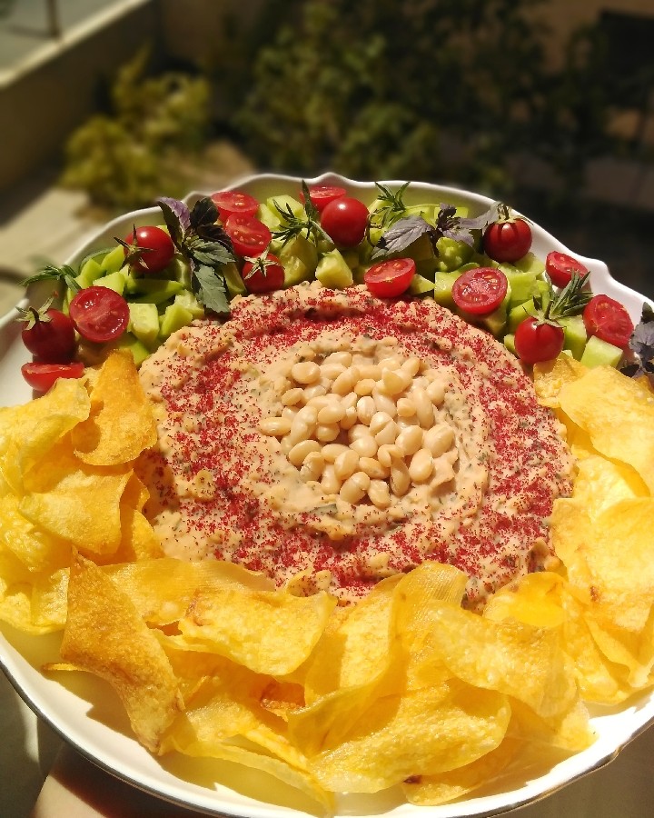 عکس چیپس سرکه ای و دیپ لوبیا سفيد 