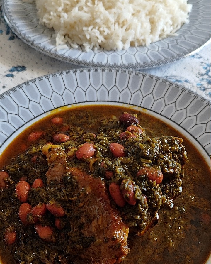 عکس پلو با خورشت سبزی 