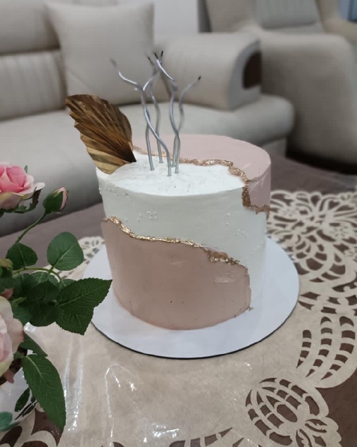 عکس کیک اسفنجی