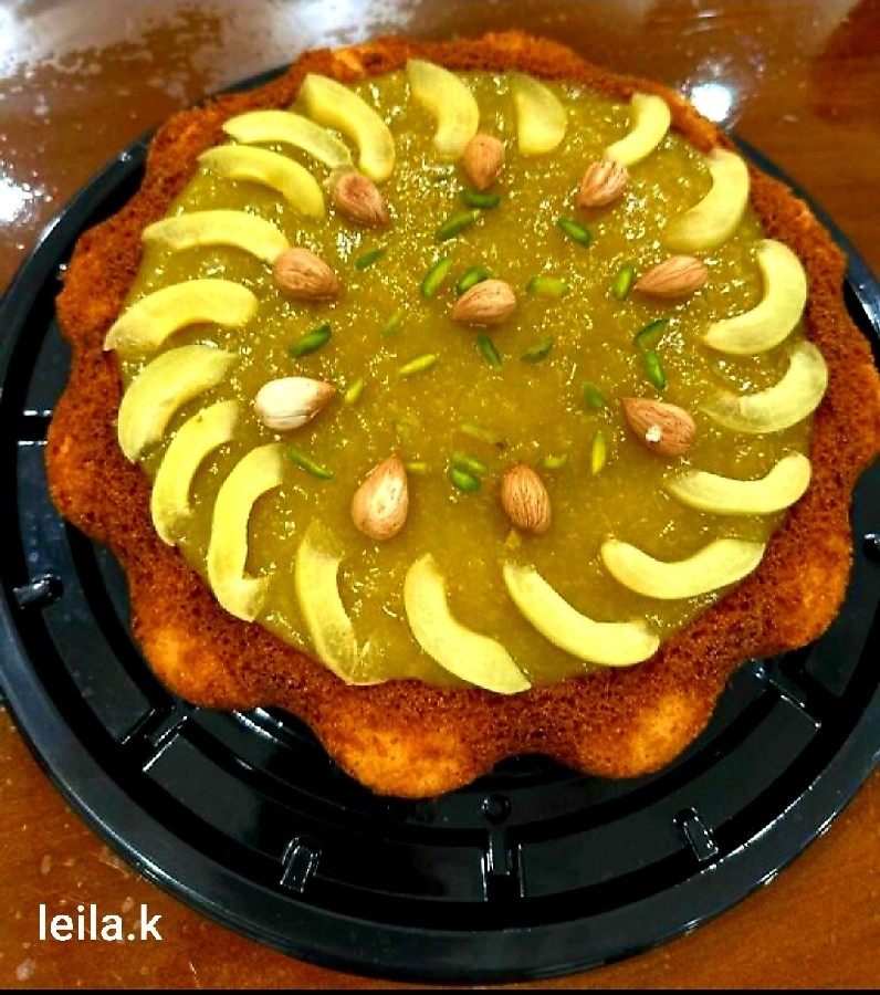 عکس کیک زردالو 