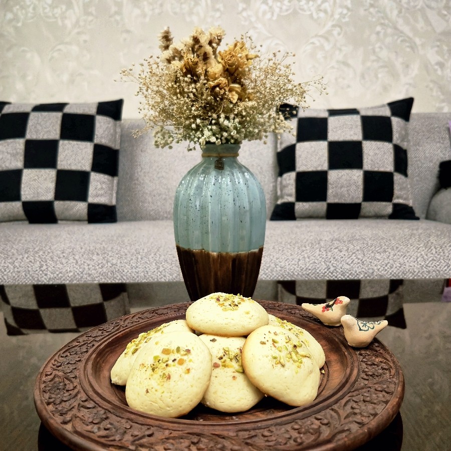 عکس کلوچه کنجدی