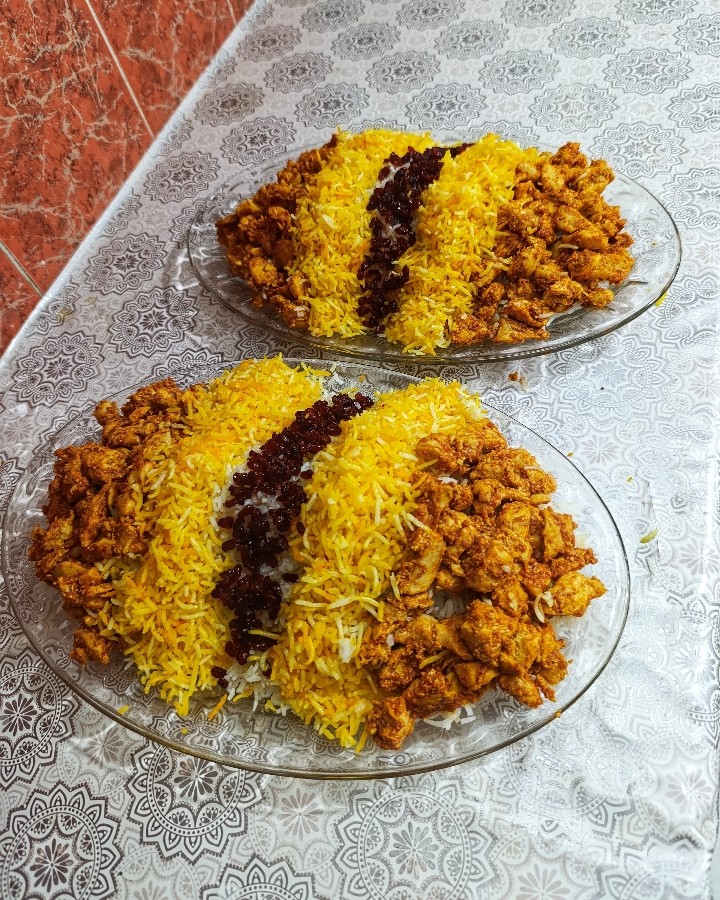 عکس زرشک پلو با مرغ 
