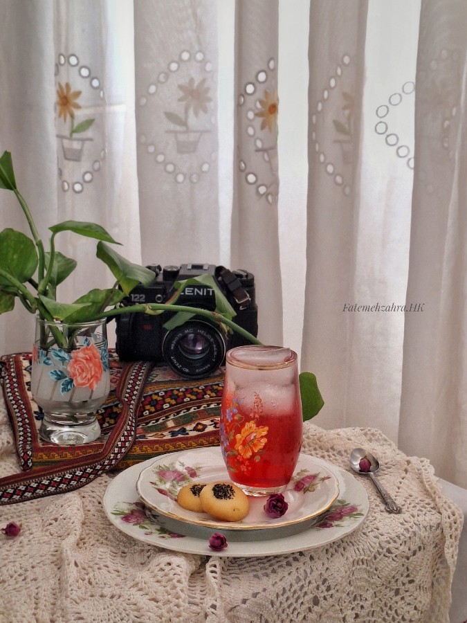 عکس شیرینی نان برنجی