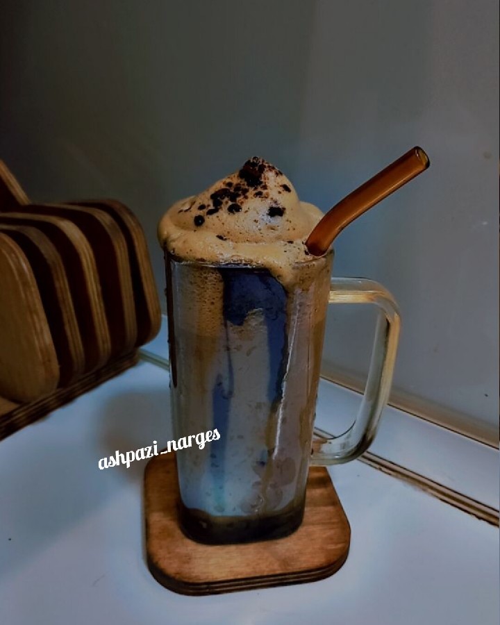 عکس دالگونا شیر و قهوه