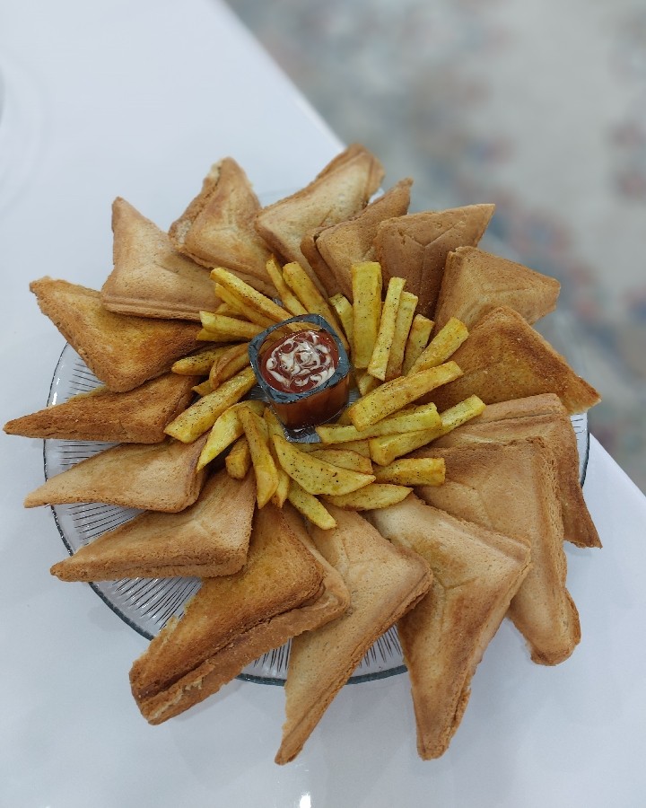 عکس اسنک گوشت و قارچ