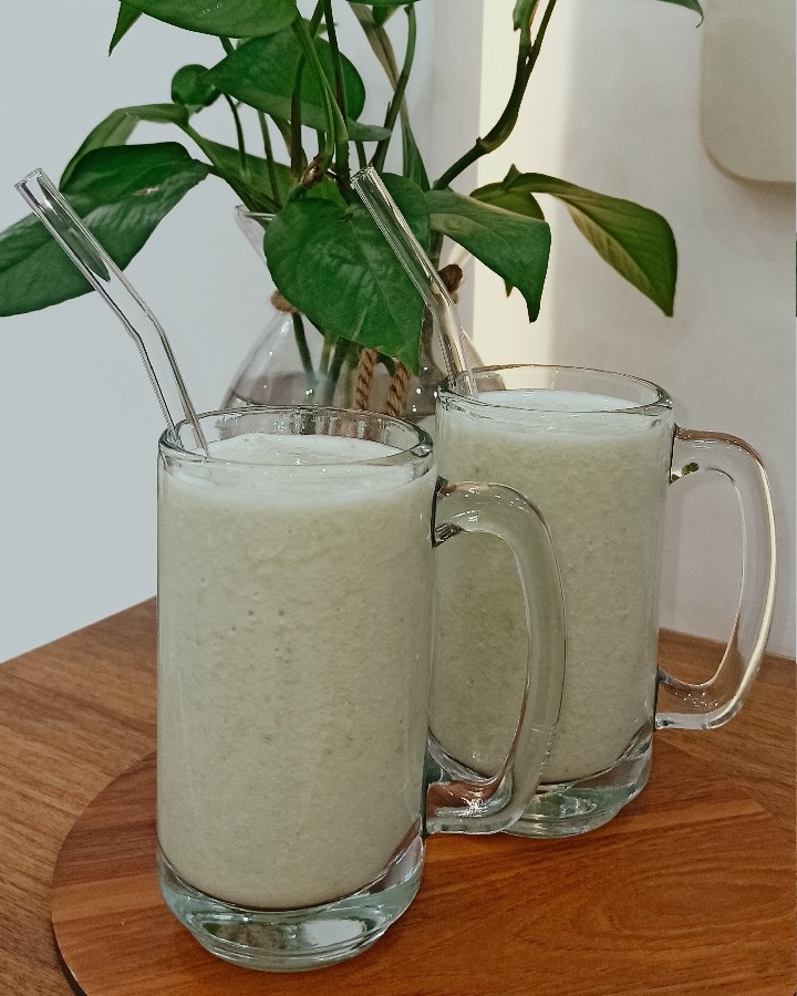 عکس شیک طالبی و موز 