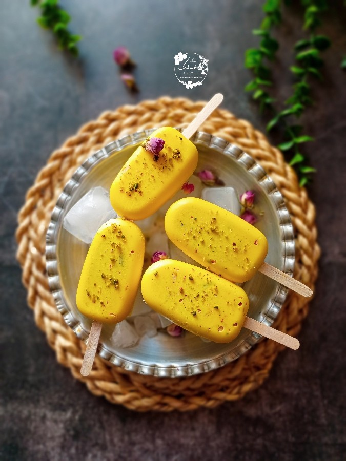 عکس بستنی پسته رژیمی 