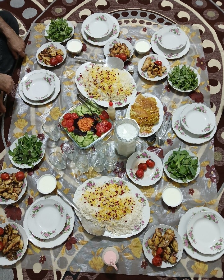 عکس مهمونی خونه بابا مامان
