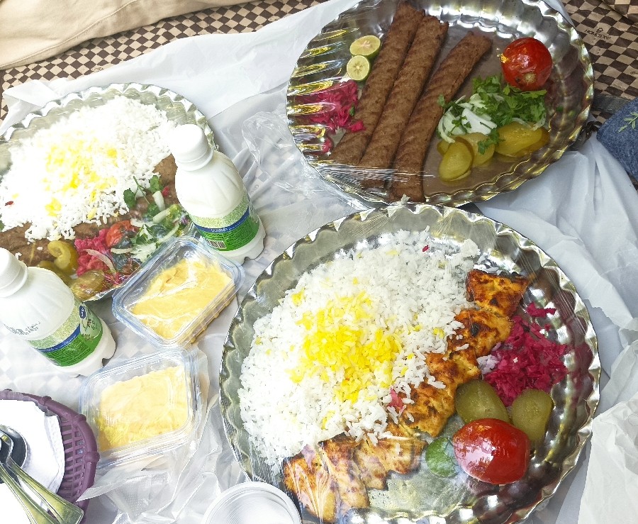 چلو جوجه کباب/ ماهی/ بادمجون