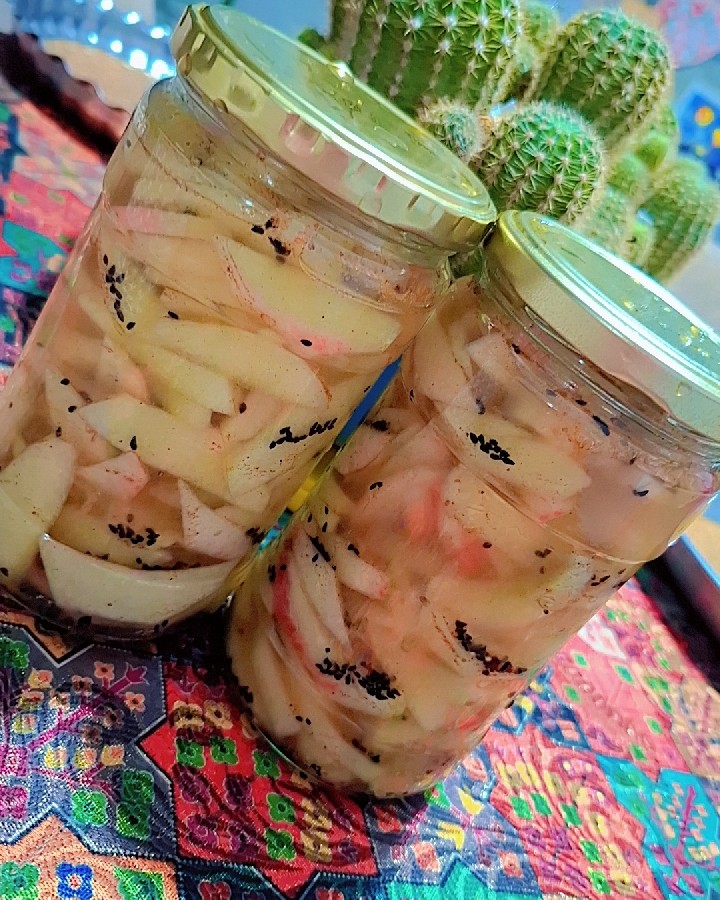 عکس ترشی هلو