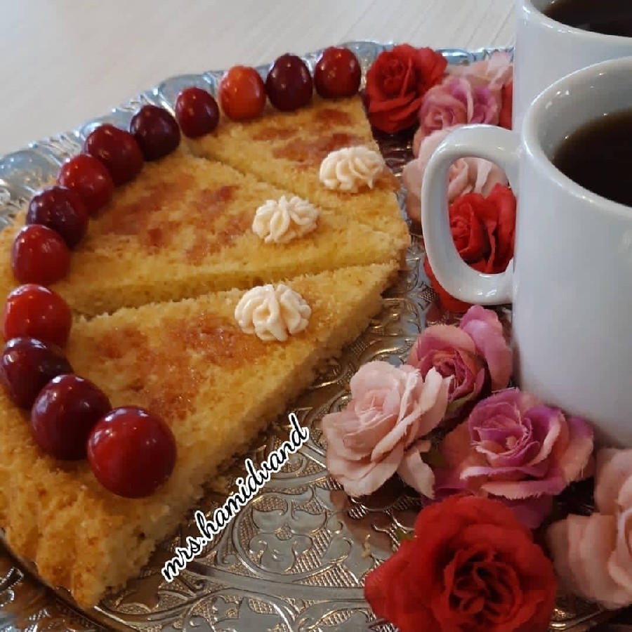 عکس کیک وانیلی ساده