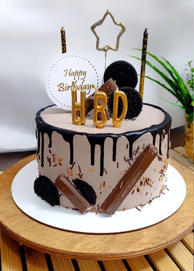 عکس کیک تولد شکلاتی