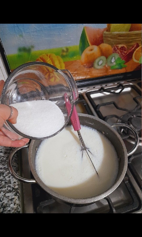 عکس بستنی سنتی وانیلی