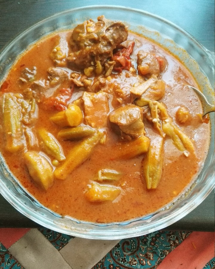 عکس خورش بامیه