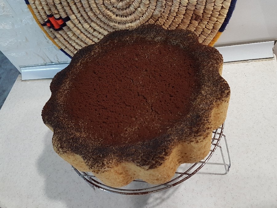 عکس کیک ساده با تزیین پودر کاکائو