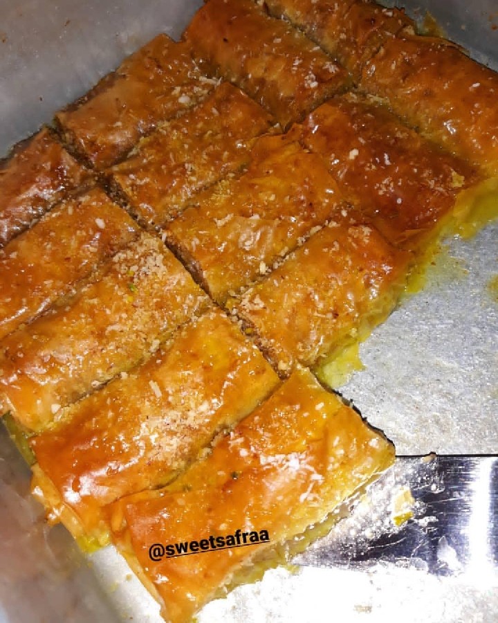 عکس باقلوا بادام و گردو 
