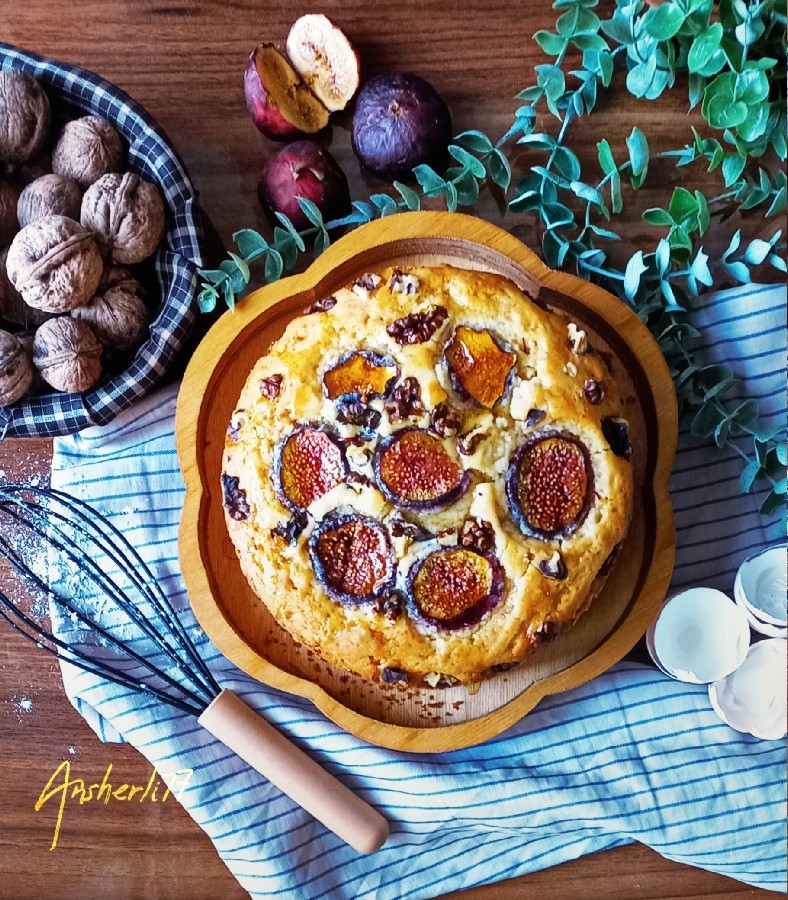 عکس کیک انجیر و گردو