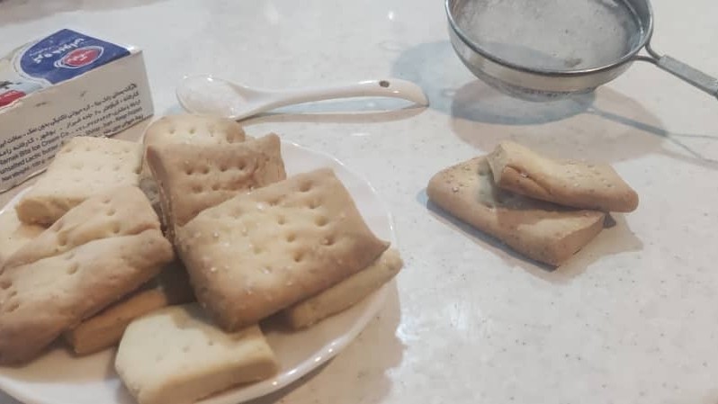 عکس کراکر نمکی 