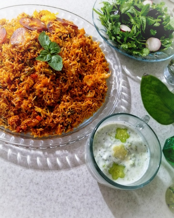 عکس لوبیا پلو گیاهی
ماست وخیار وکدو