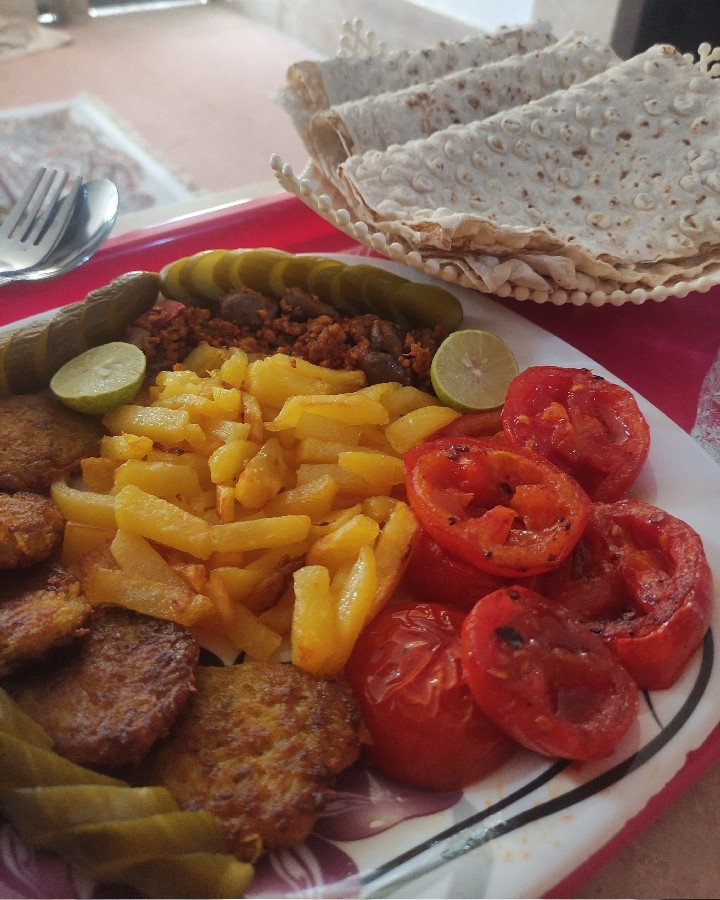 عکس گالری تکونی? خوراک شامی و قارچ