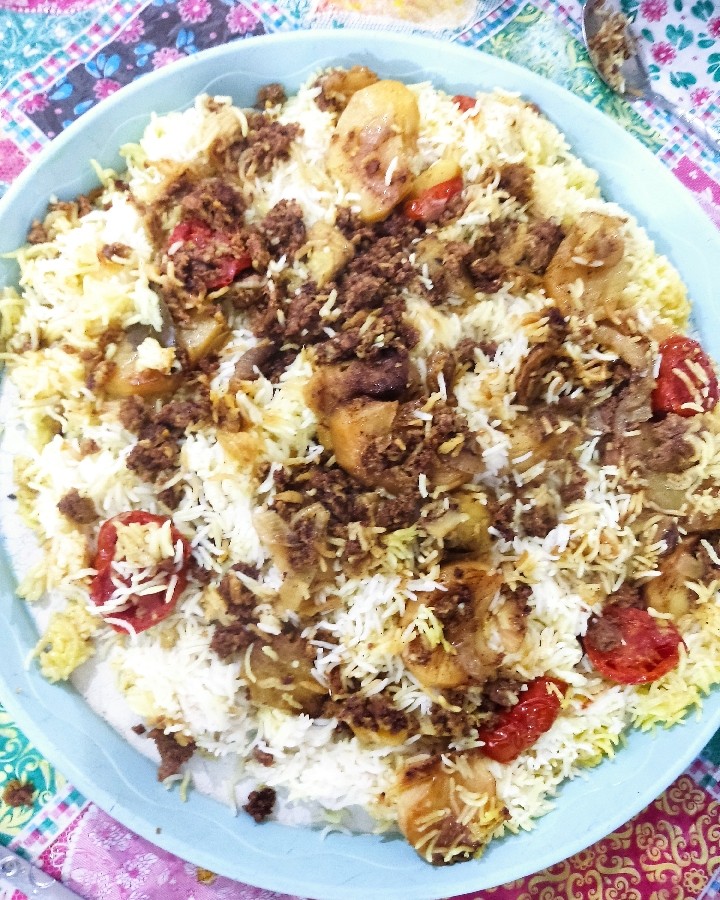 عکس مقلوبه گوشت 