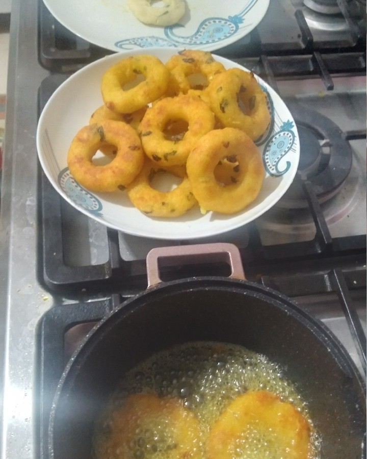عکس سيب زمینی حلقه ای باطعم سیر