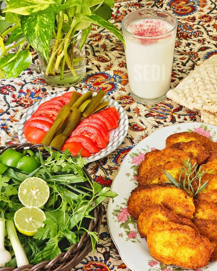 عکس کوکو سیب زمینی خام 
