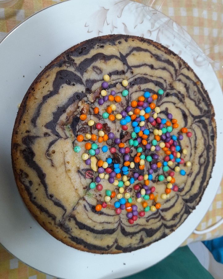 عکس کیک زبرا با طعم نارگیل