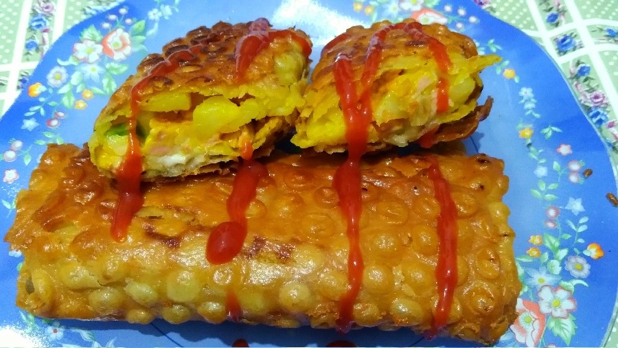 عکس سمبوسه پیتزایی