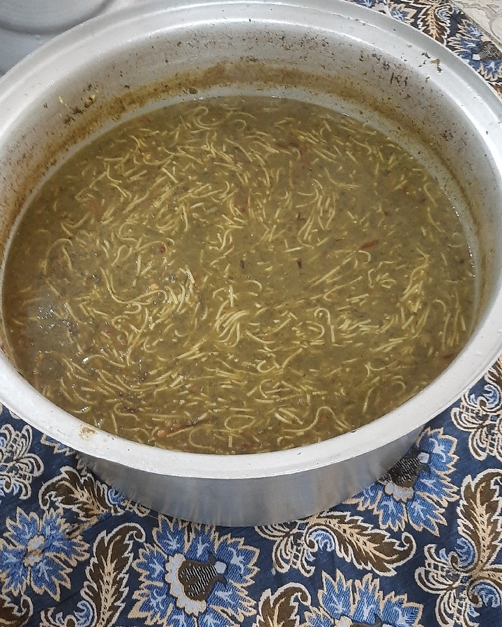 عکس آش مستاجر دعا گوی همه بودم انشاالله خونه دار شدن مستاجرا آمین 