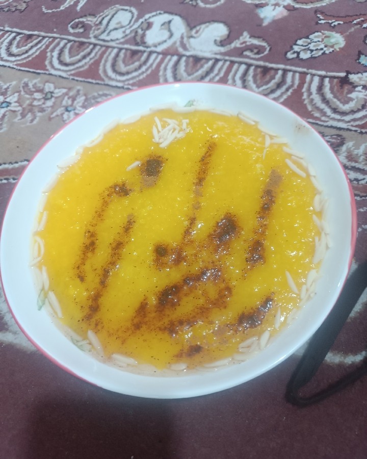 عکس شله زرد نذری
